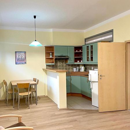 Apartmany Ados 하라포프 외부 사진